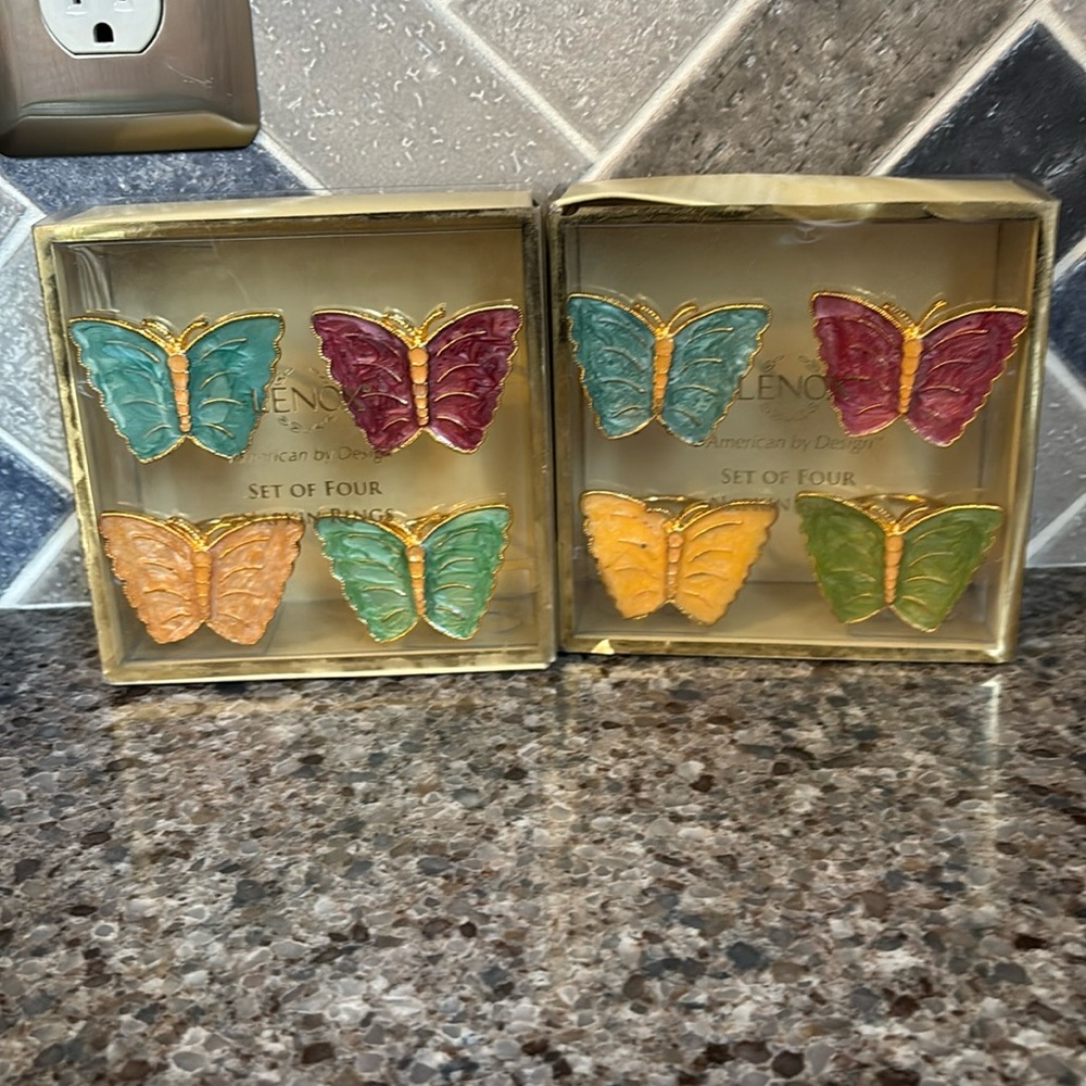 Set of 8 Lenox Butterfly Napkin Rings